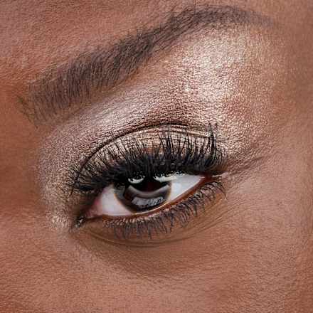 Highlighter All Over Glow Tint 010 Beaming Diamond CATRICE