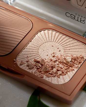 Bronzer &  Highlighter Palette Holiday Skin 010 Out Of Office CATRICE