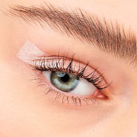 Lidschatten Luminous Eye Tint Liquid 02 Gleaming Charm essence