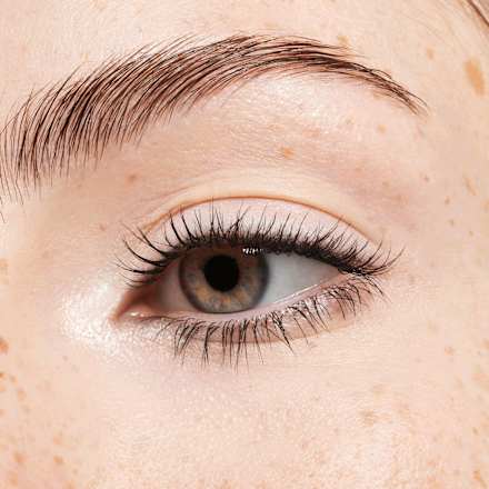 Highlighter Hero Duo Pencil 030 Moonlight CATRICE