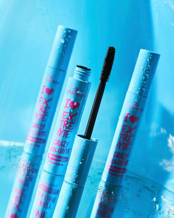 I Love Extreme Crazy Volume Mascara Waterproof essence