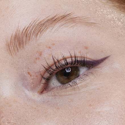 Longlasting vodootporna olovka za oči 18 h – 37 purple-licious essence