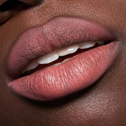 Plumping vodootporna olovka za usne – 200 Rosie Feels Rosy CATRICE