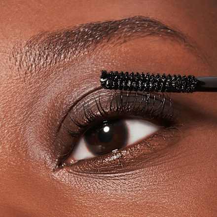 Stylingový gél na mihalnice Curl Freeze - 010 Milky Black Tint CATRICE