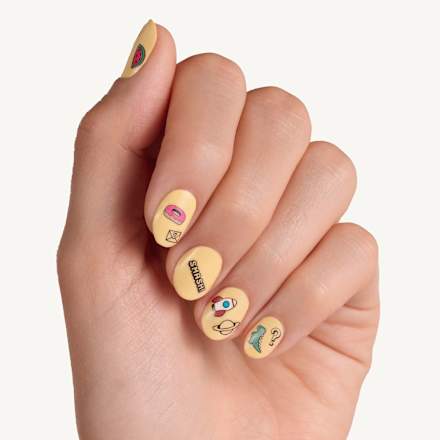 Nagelsticker Set Happiness Looks Good On You essence