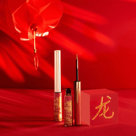 Eyeliner Love,Luck & Dragons 01 Spread Your Wings And Fly essence