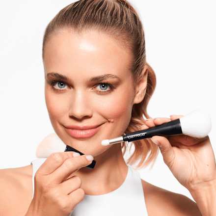 sada štětců Magic Perfectors 4 in 1 Brush CATRICE