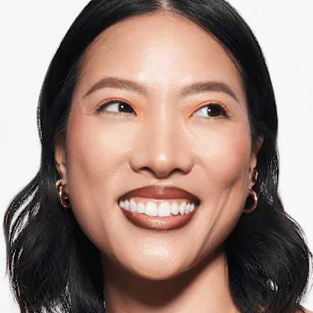 Blush Affair Liquid 050 Plum-Tastic CATRICE