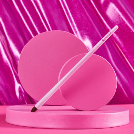 Lidschatten & Eyeliner Pinsel 01 Meets Perfection essence