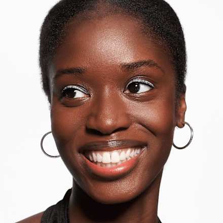 Blush Affair Liquid 050 Plum-Tastic CATRICE