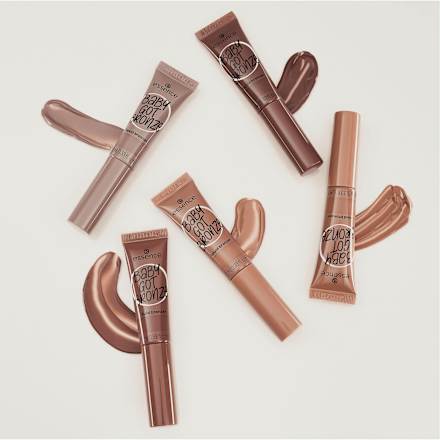 Bronzer Liquid Baby Got Bronze 10 Sweet Shadows essence