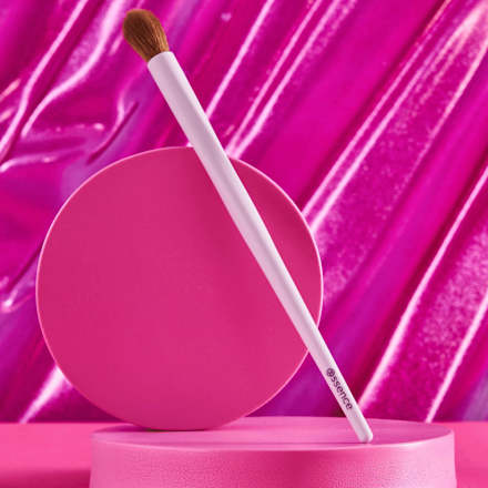 Lidschattenpinsel blending essence