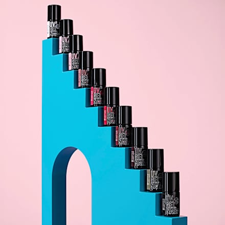 Lak za nokte UV Gel Nail – 10 baby, comeBLACK! essence