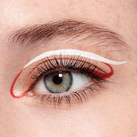 Tekutá očná linka Calligraph Artist Matte - 070 Snow White CATRICE