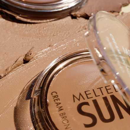 MELTED SUN tečni bronzer – 020 Beach Babe CATRICE