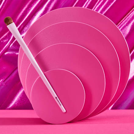 Lidschattenpinsel essence