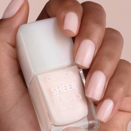Lak za nohte Sheer Beauties, 10 Milky Not Guilty CATRICE