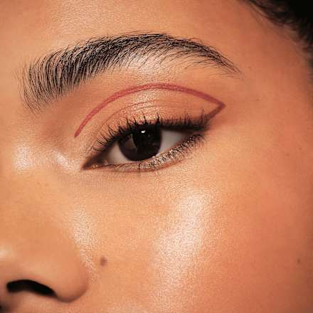 Lidschatten Palette Disney Pixar Up 01 Adventure's Ahead essence