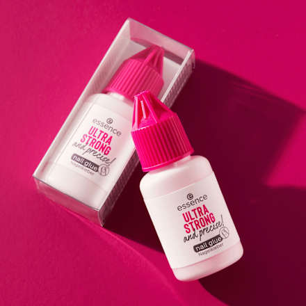 Nagelkleber Ultra Strong And Precise essence