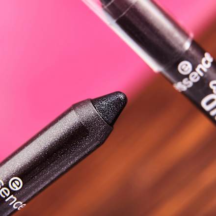 Lidschattenstift Blend & Line 05 Diamonds In The Sky essence