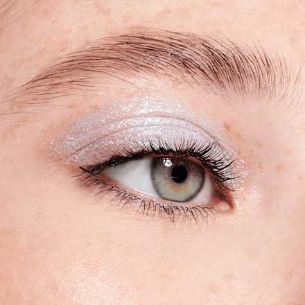 Lidschatten Liquid Space Glam Chrome 010 Milky Way CATRICE