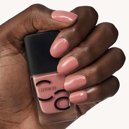 Nagellack Iconails 173 Karl Said Très Chic CATRICE