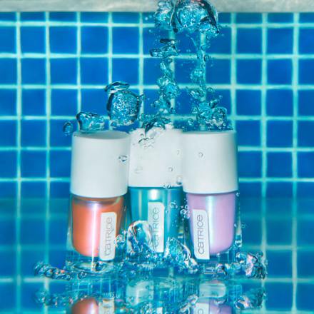 Nagellack Poolside Of Life C03 Purple Skies CATRICE