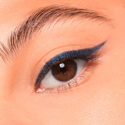 Eyeliner Gel Stay Play 10 Mystic Blue essence