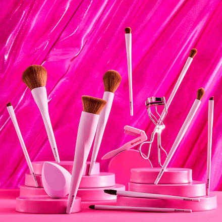 Pensulă pentru sprâncene 01 Brows on fleek essence