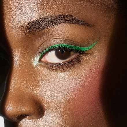 Liquid Eyeliner The Joker 020 Inkredible Jokes CATRICE