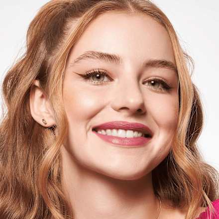 the slim Stick ruž za usne – 104 Baby Got Blush essence