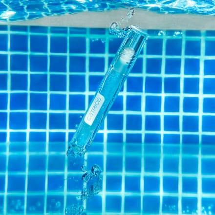 Lippenöl Poolside Of Life Bi-Phase C03 Keep It Pool CATRICE