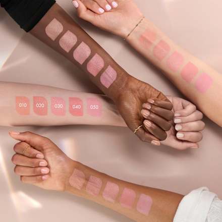 AIR BLUSH GLOW rumenilo - 040 Peach Passion CATRICE