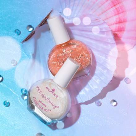 Nagellack So Mesmerizing 01 Divin' Into Miracles! essence