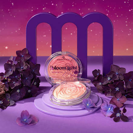 Blush Highlighter In The Bloom'light 01 Made Of Stardust essence