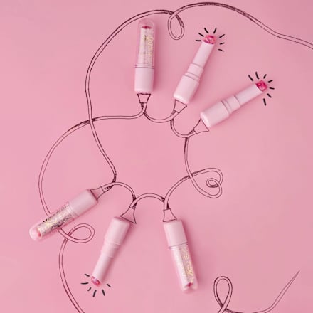 Lippenstift Xmas Kisses Lip Glow 01 Star Kiss Bliss essence