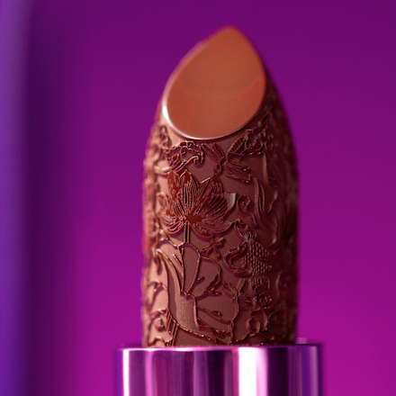 Lippenstift Satin In The Bloom'light 01 Kisses At Midnight essence