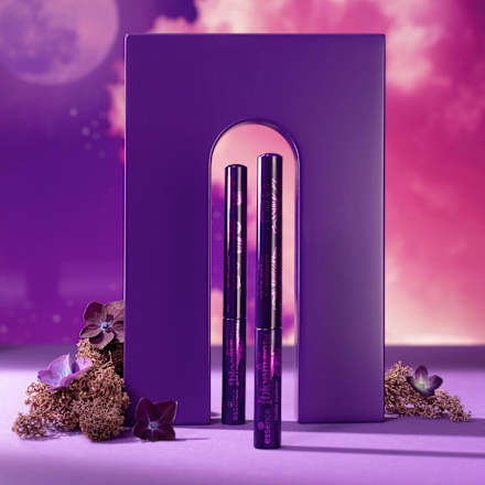 Eyeliner Matte In The Bloom'light 01 Bloomin' In The Dark essence