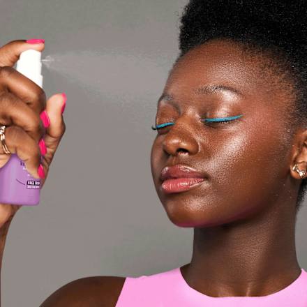 Spray fissante make-up fix & LAST keep it PERFECT essence