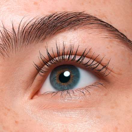 Wimpernprimer Tinted Glam & Doll  CATRICE
