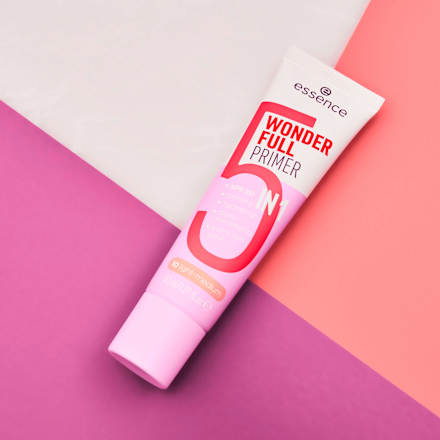 Primer Wonder Full 5in1 10 Light-Medium essence