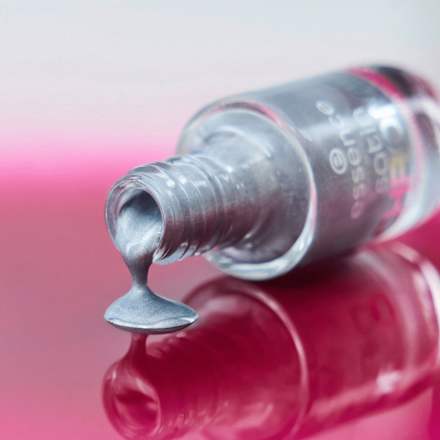 Nagellack Satin Chrome 04 Steel GPT essence