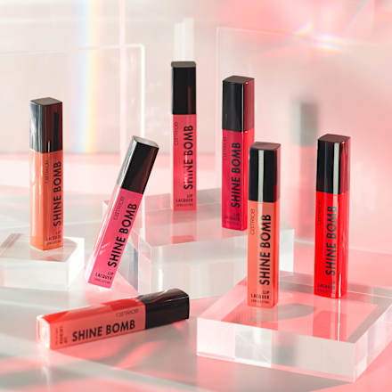 Tekutý rúž na pery Shine Bomb - 040 About Last Night CATRICE