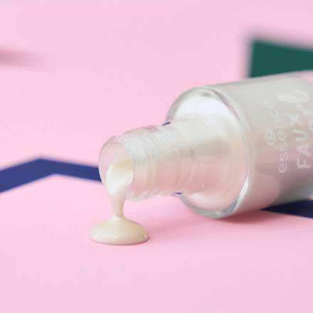 Nagellack Gel Nail Colour 71 Faux Pearl essence