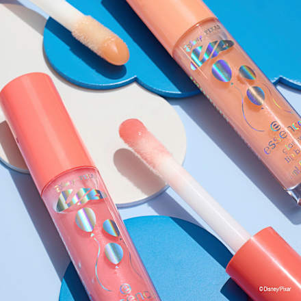 Disney UP glossy balzam za usne 02 essence