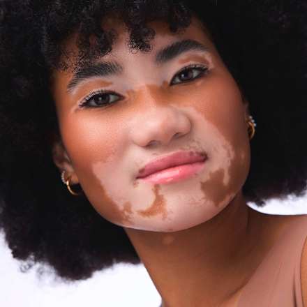 Lippenbalsam Butter Drippin' Glossy 010 Pink Lemon Squeezin’ CATRICE