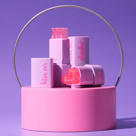 Lippen- und Wangenfarbe Kiss On Cheeks pH-reacting 01 Be Mine! essence