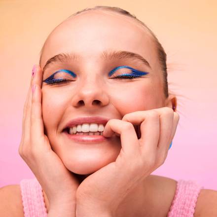 Kajal Duochrome Superman 01 I'm Falling For You essence