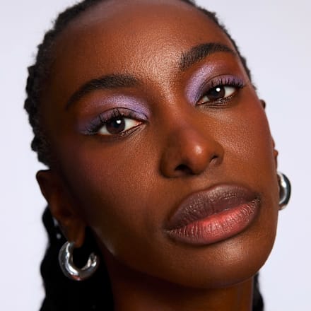 ALOE VERA senka za oči u stiku- 070 Satin Lilac CATRICE