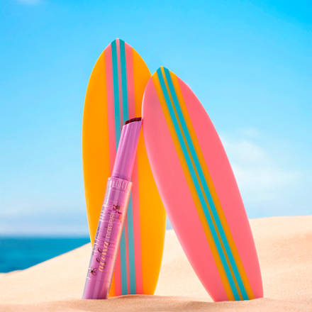 Lippenstift Aloha Babes! Gloss in Stick 01 Sunny Bliss, Flower Kiss  essence
